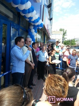 Крупнейший в Украине монобрендовый магазин Samsung открылся в Киеве